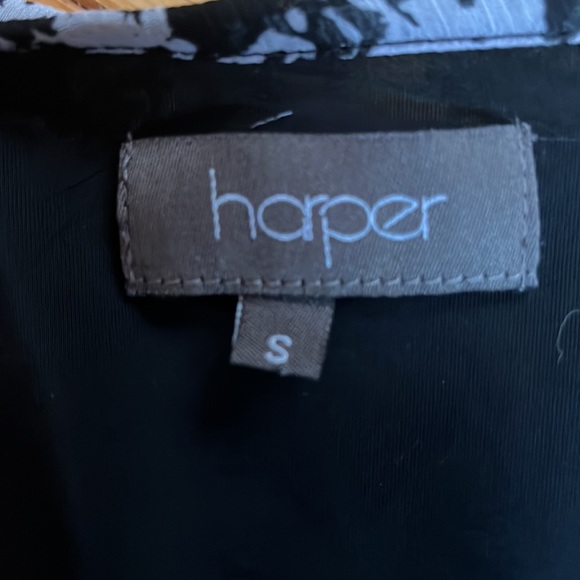 Beautiful top - Picture 4 of 4